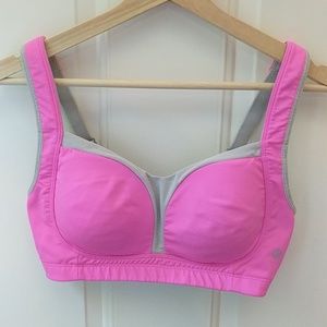 Lululemon Ta Ta Tamer Sports Bra